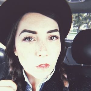 Meet your Posher, Nikki